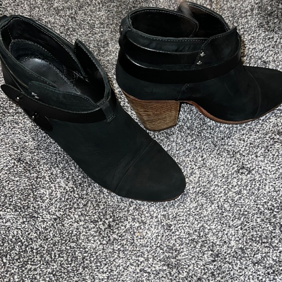 Rag & Bone HARROW Bootie Ankle Boot Women's US 8.5 EU 38.5 Black suede Leather. - Picture 10 of 15